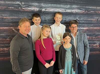 Claros Amigos mit ihren Lehrer