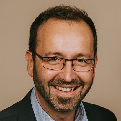 Portrait von Musikschuldirektor Raimund Walder