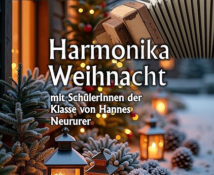 weichnachtliches Bild mit Laternen und Beschriftung Harmonika Weihnacht