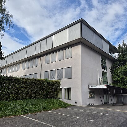 Aussenaufnahme der Landesmusikschule Kematen-Völs und Umgebung