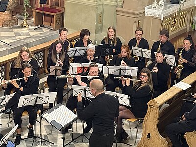 Ensemble von der Vogelperspektive.